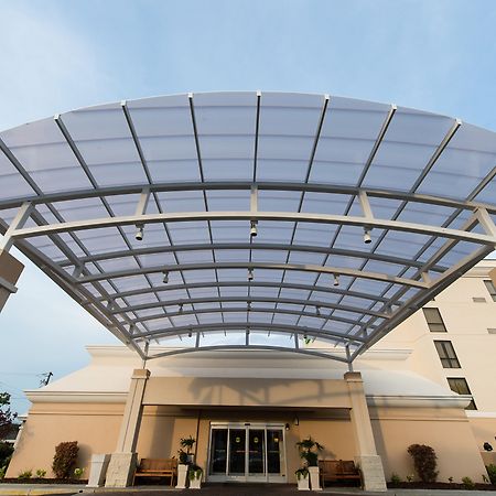 Готель Doubletree By Hilton Wilmington, Nc Екстер'єр фото