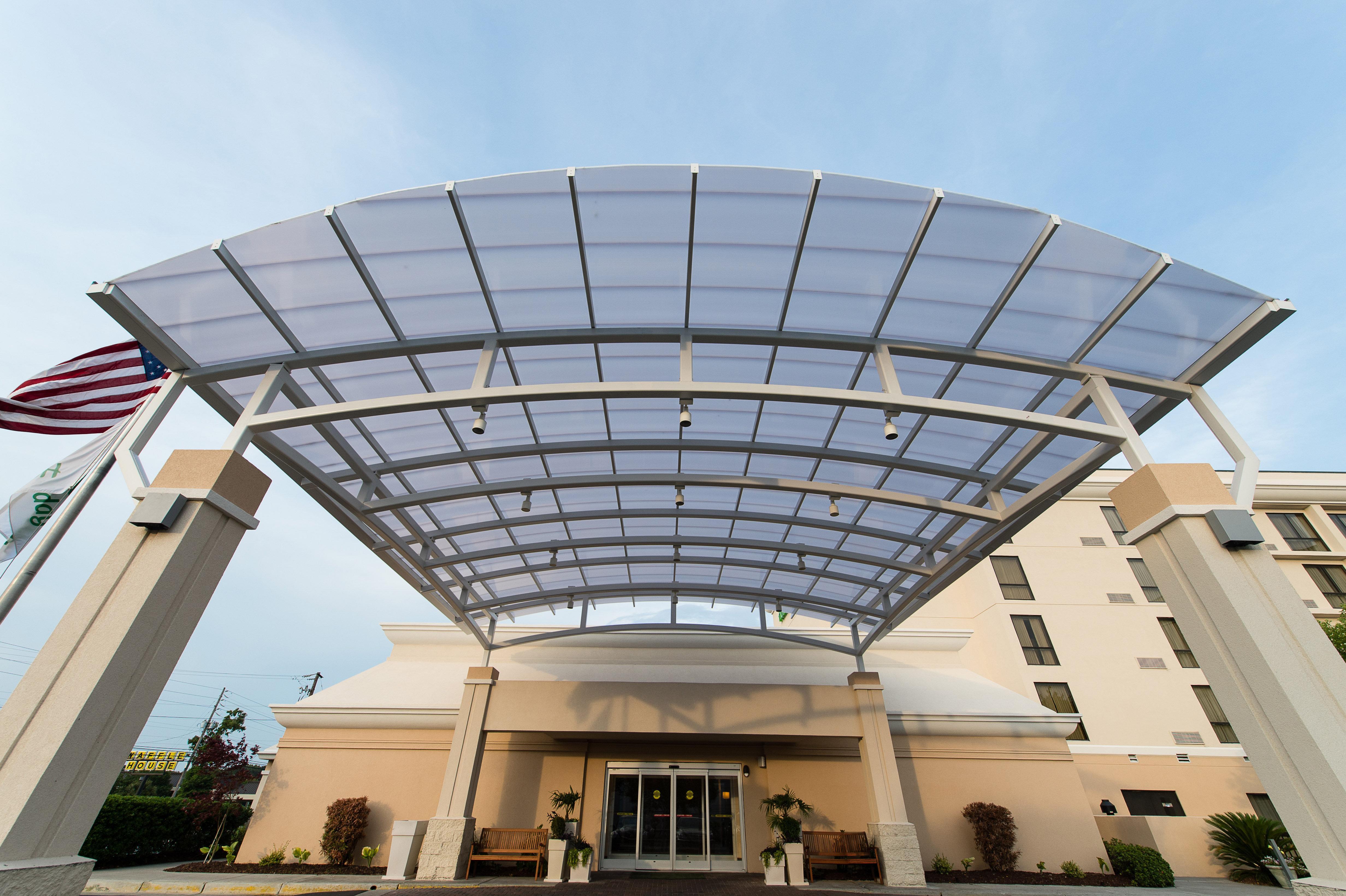 Готель Doubletree By Hilton Wilmington, Nc Екстер'єр фото