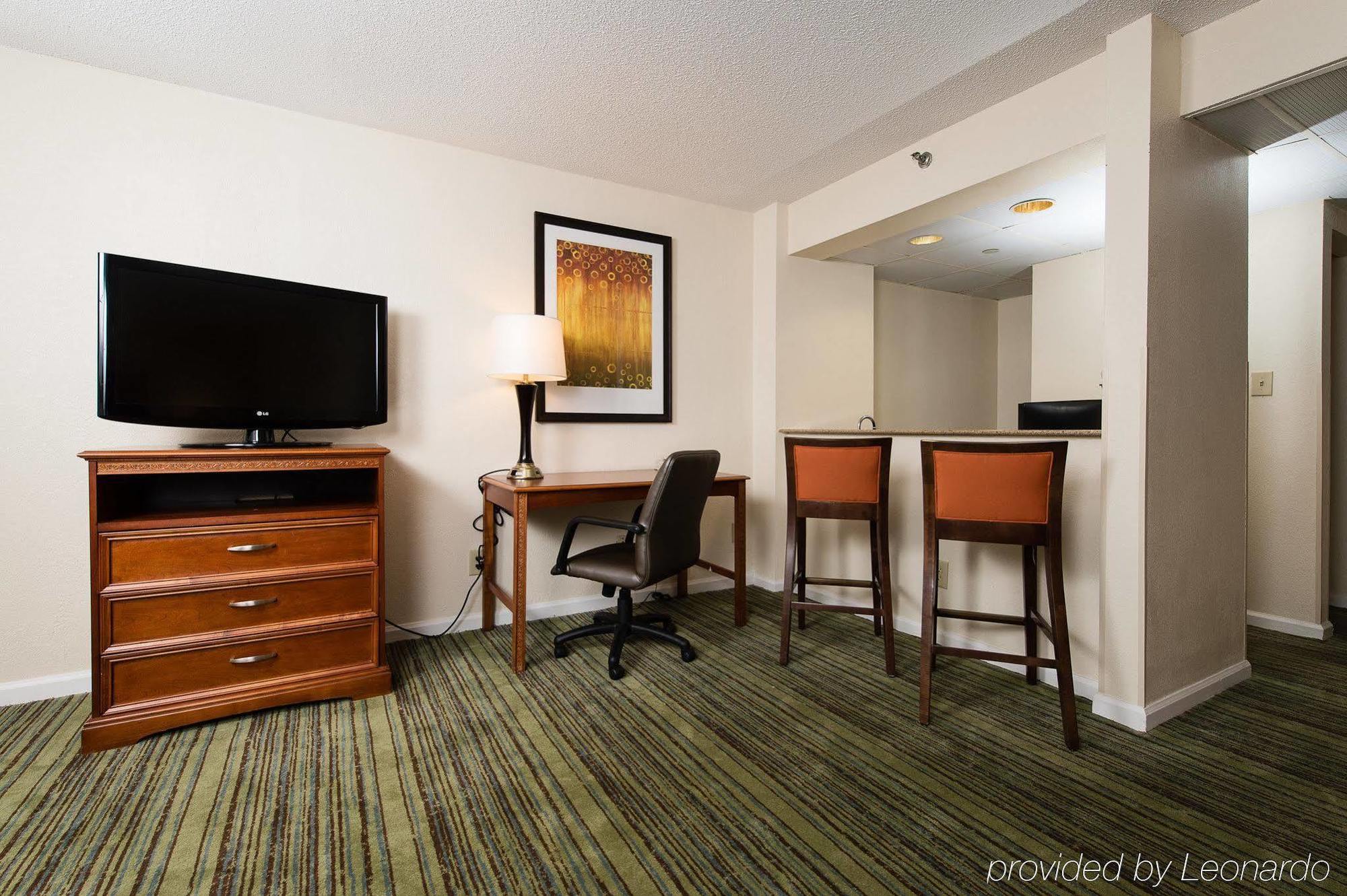 Готель Doubletree By Hilton Wilmington, Nc Екстер'єр фото